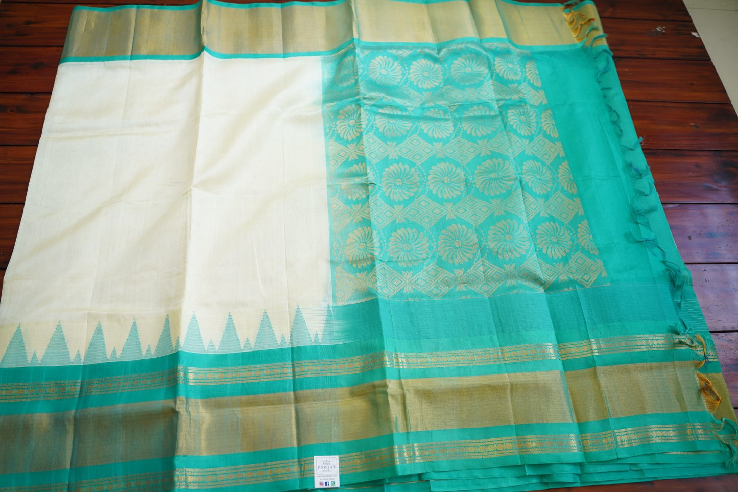 Off  White  Kanchi  Silk Cotton Saree With Zari Border PC11339