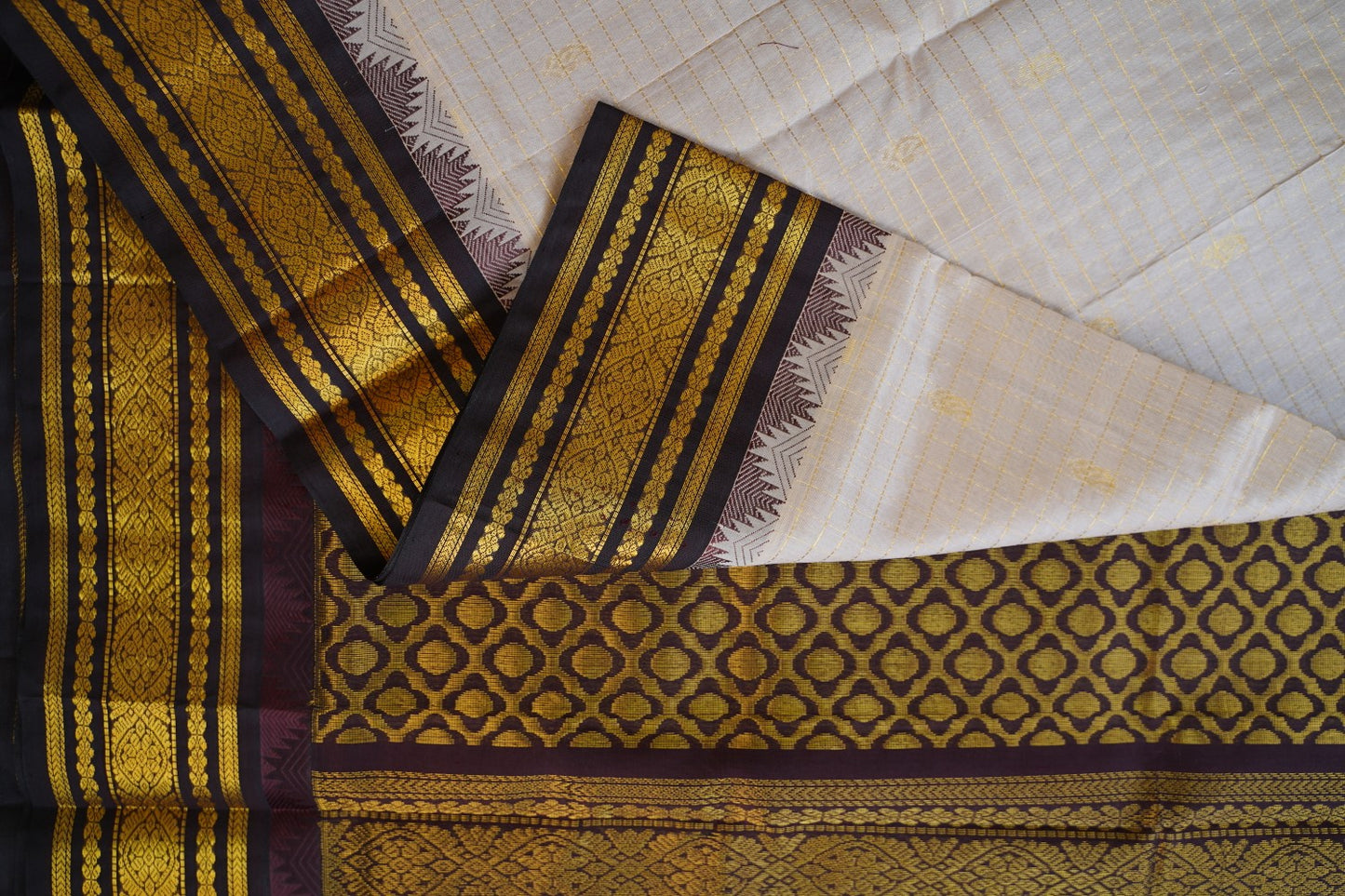 Kanchi Handloom Silk Cotton Saree PC13960