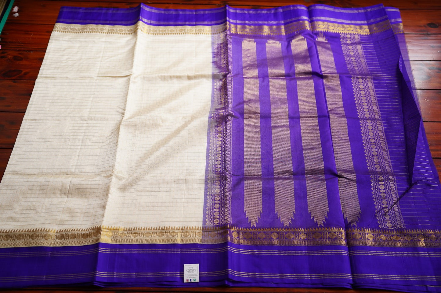 Half white Kanchi  Checks Silk Cotton Saree With Zari Border PC11379