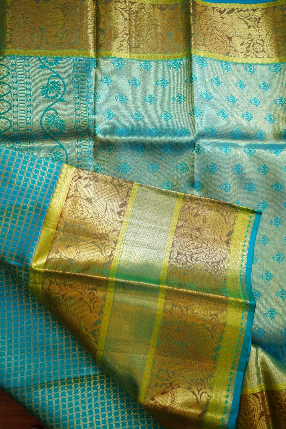 Turquoise Blue Jacquard Silk Saree with Grand Zari Pallu PC12803