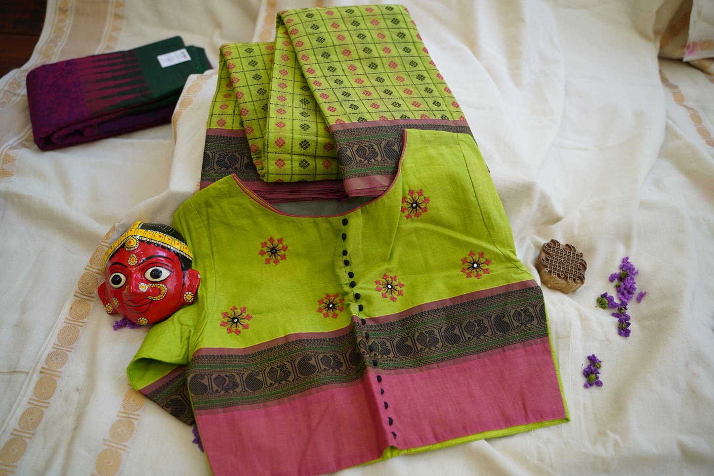 Leaf Green Handloom Kanchi Cotton Saree & Blouse Set PC12837