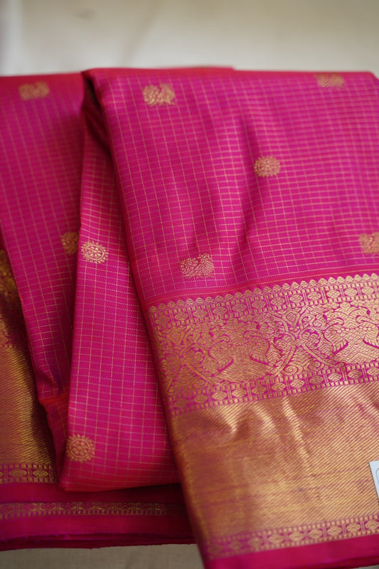 Pink oosikattam Kanchi Silk Saree PC12869