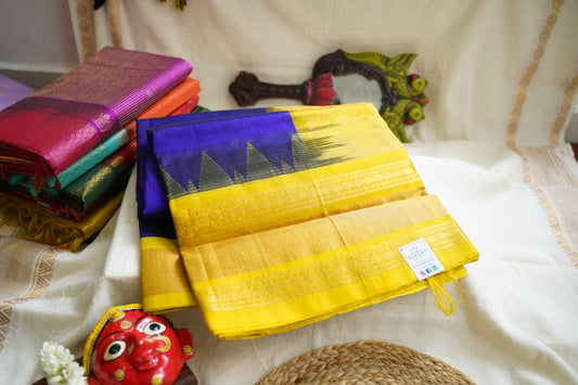 Kanchi Silk Cotton Saree With Zari Border  PC11055