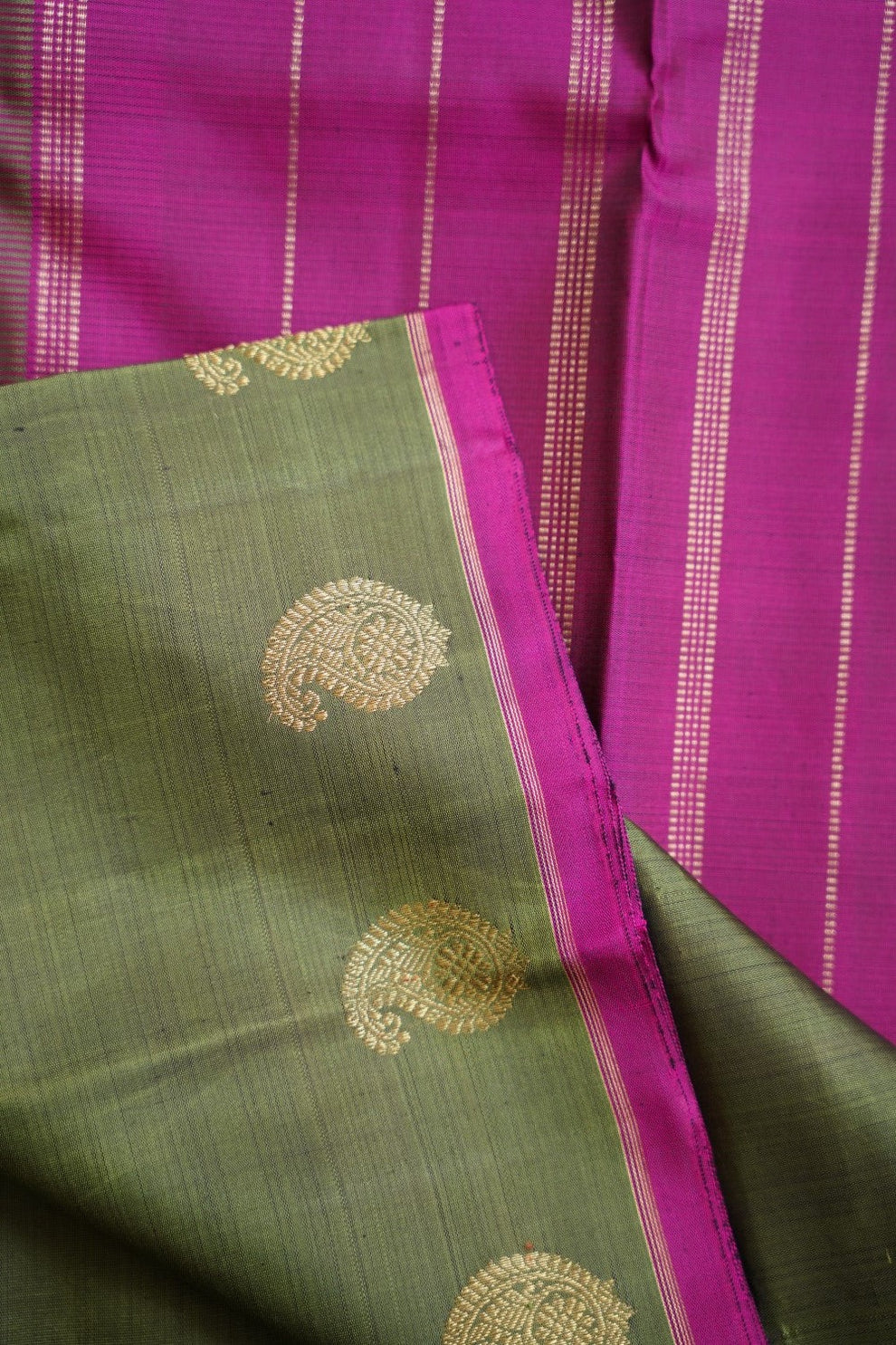 Solid Olive Green Mango Butta Pure Kanchi Silk Saree PC11573 – Parijat ...