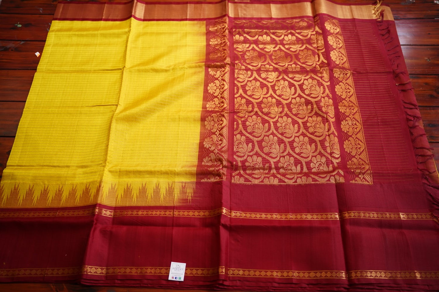 Sampanga Green Kanchi Checks  Silk Cotton Saree With Zari  Border PC11729