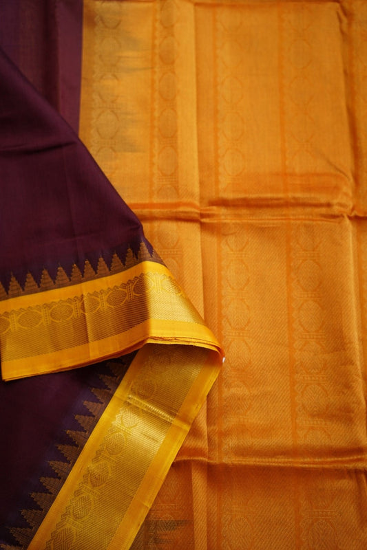 Kanchi Handloom Silk Cotton Saree With Zari Border PC9772