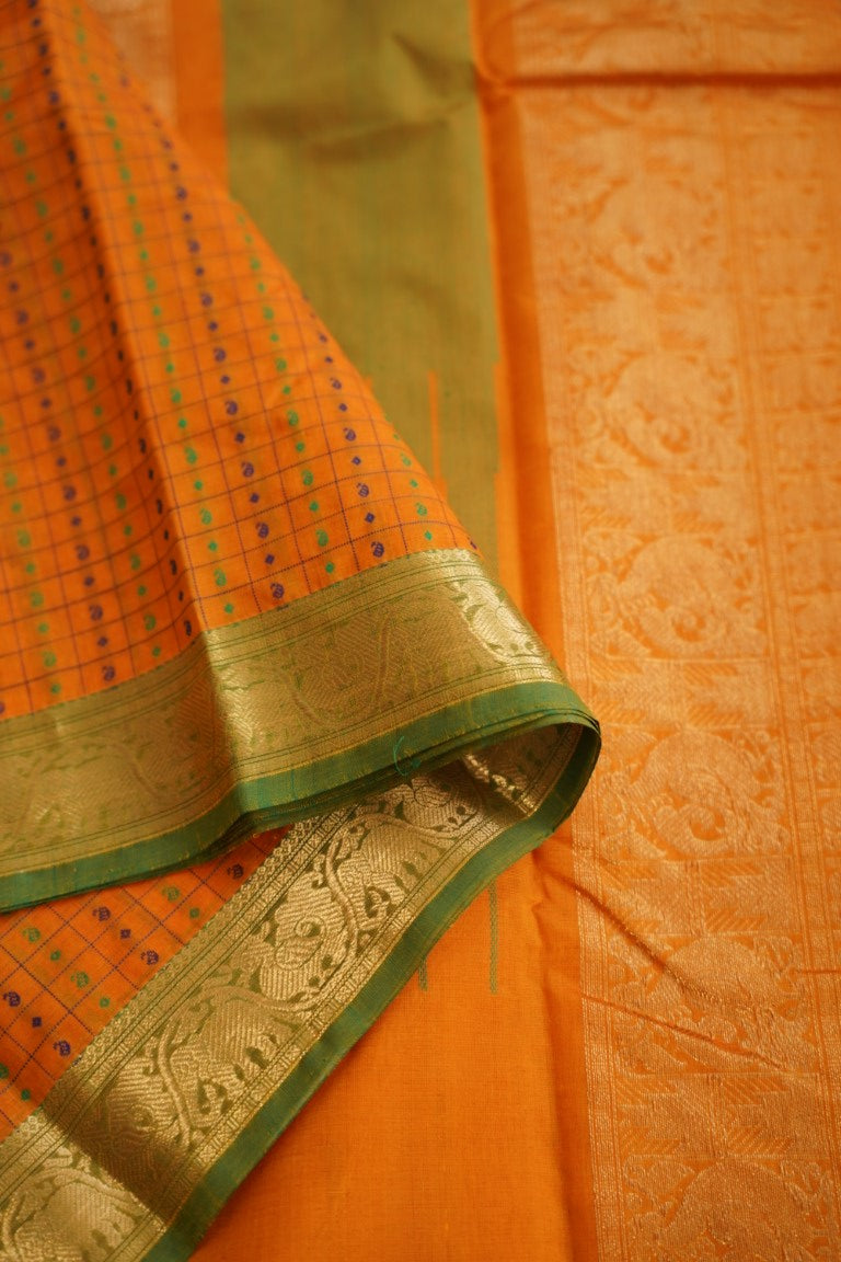 Kanchi Handloom Silk Cotton Saree With Zari Border PC12982